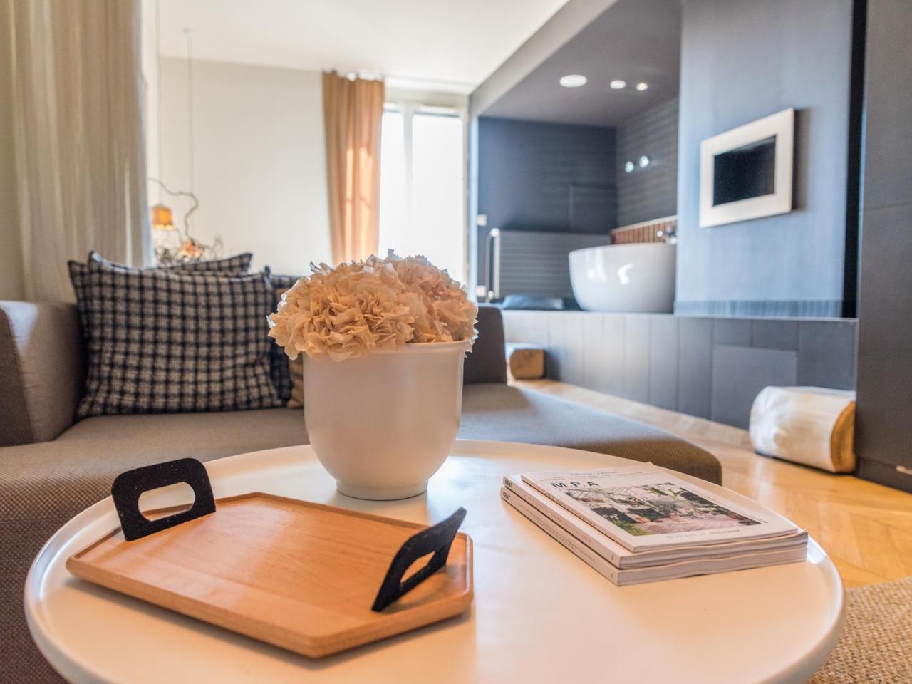 Mihotel Bellecour Lyon Eksteriør bilde